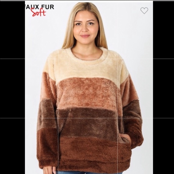 PLUS size faux fur pullover 🎉HP🎉 - Picture 2 of 4
